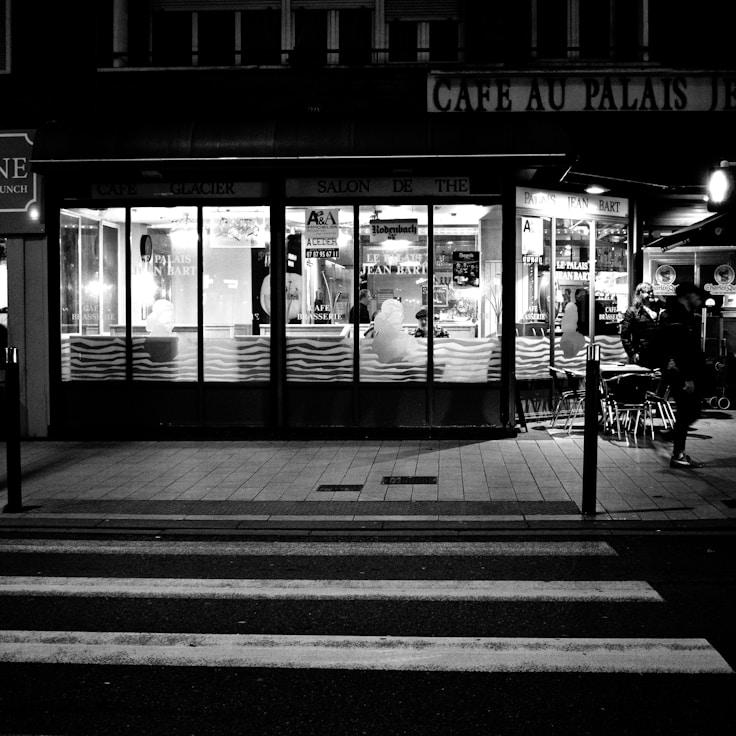 Outdoor terrace seating suitable for families in Berlin